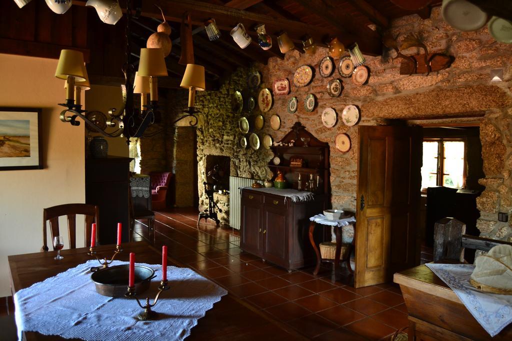 Villa Casa De Fujacos à Valenca Extérieur photo
